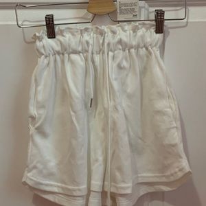 Stylenanda white short